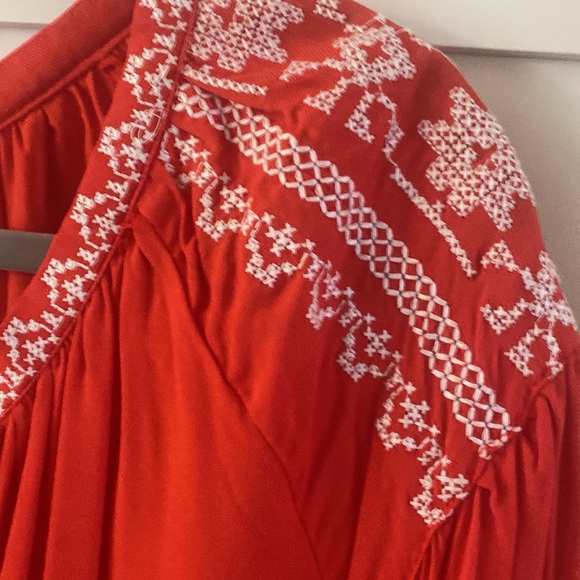 Solitaire Dress - Picture 6 of 7